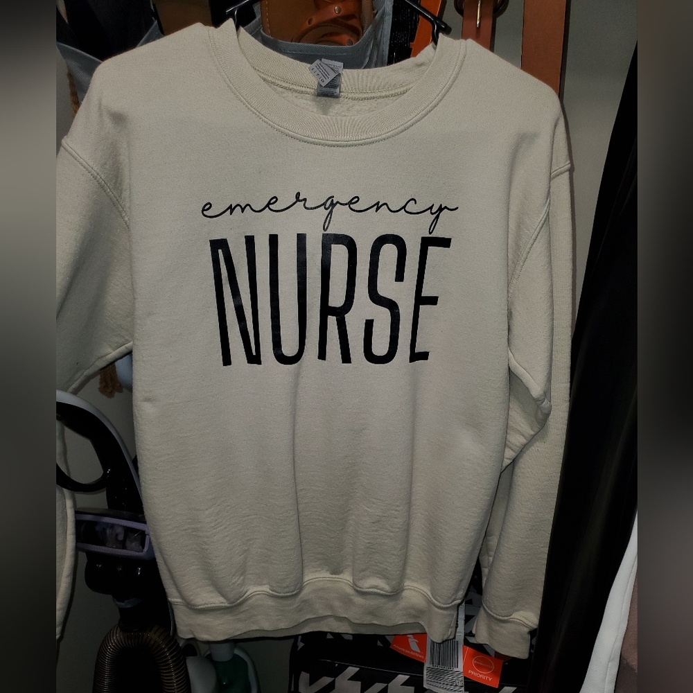 Gildan Cream 'Emergency Nurse' Sweatshirt